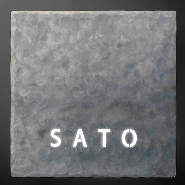 ディーサイン ロートアイアンプレート アイアントーン ローボルト